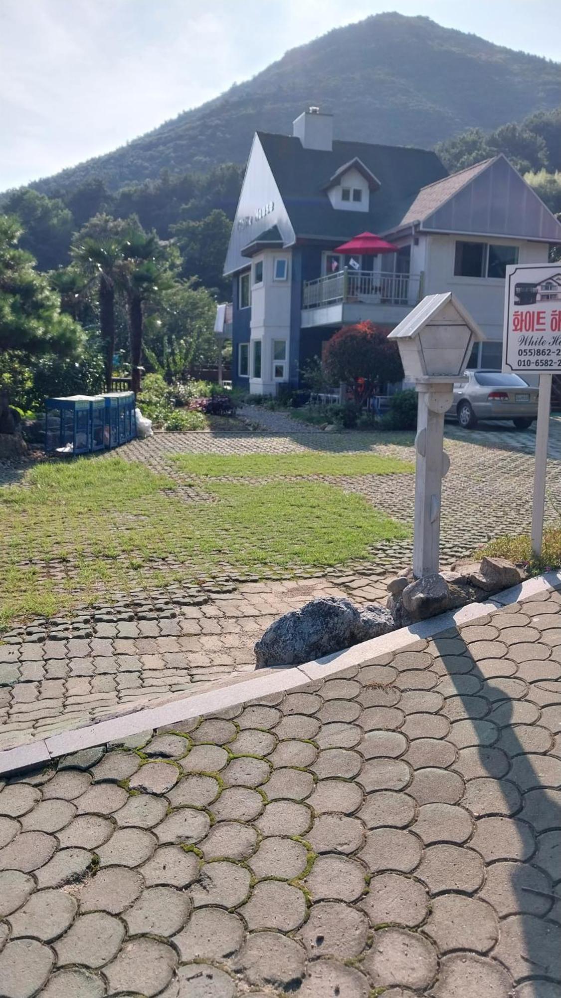 White House Hotel Namhae Exterior foto