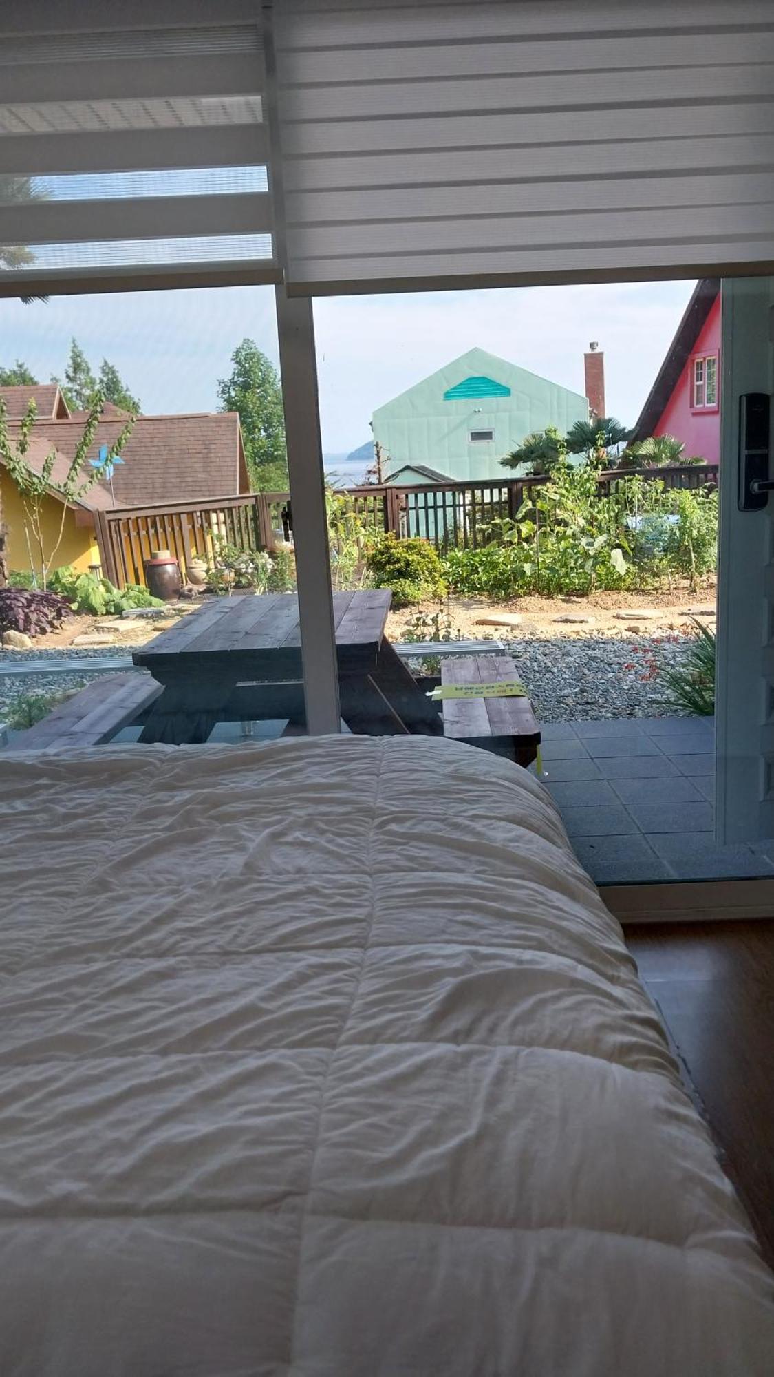 White House Hotel Namhae Exterior foto